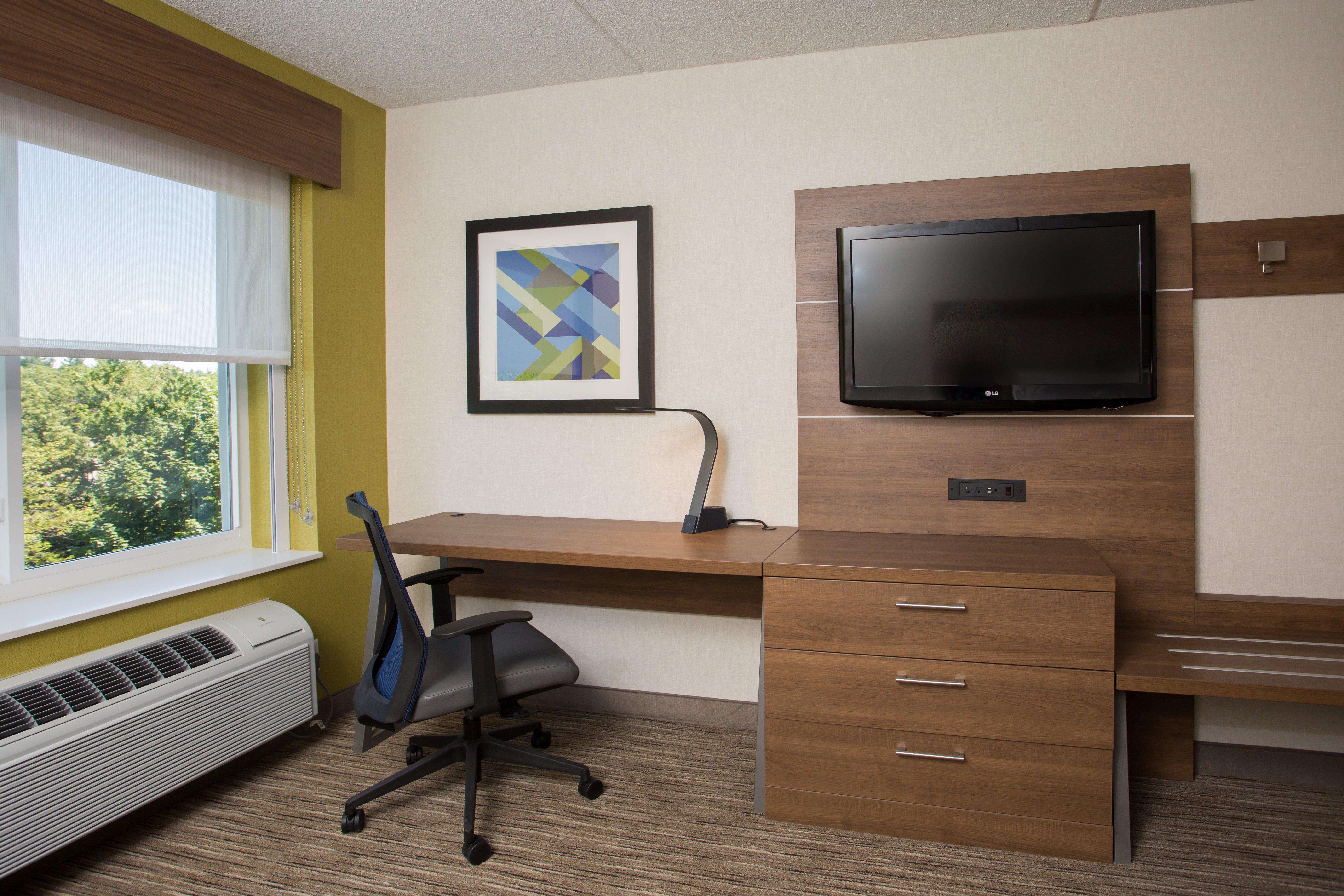 Holiday Inn Express Chelmsford By Ihg Exterior foto